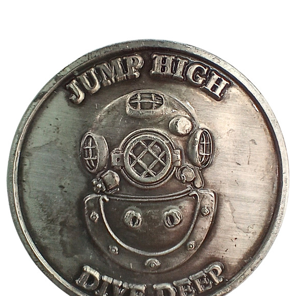 Naval Special Warfare DEVGRU SEAL Team 6 Navy Diver Jump High Challenge Coin - Picture 7 of 9